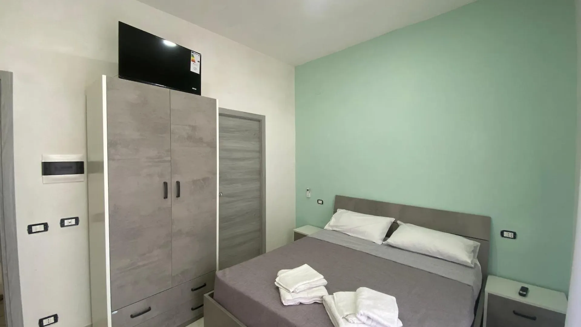 Appartamento Orchidea Naples Bed & Breakfast